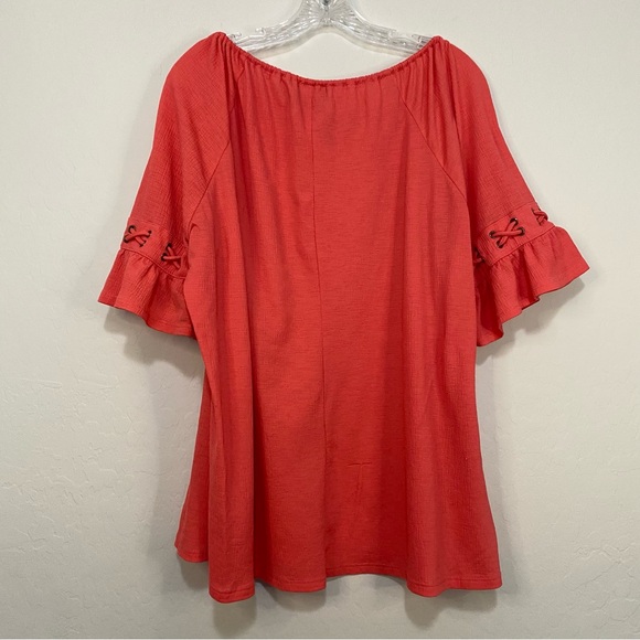 NAÏF Coral Colored Bell Sleeve Tie Neckline Blouse Crepe Material Plus Size 2X - Picture 3 of 9